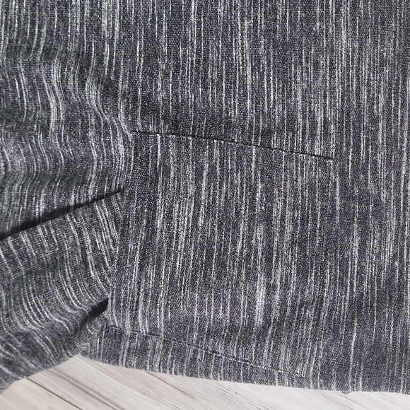 RED by Cyrus Knit open jacket Size M, NWT - Picture 3 of 9